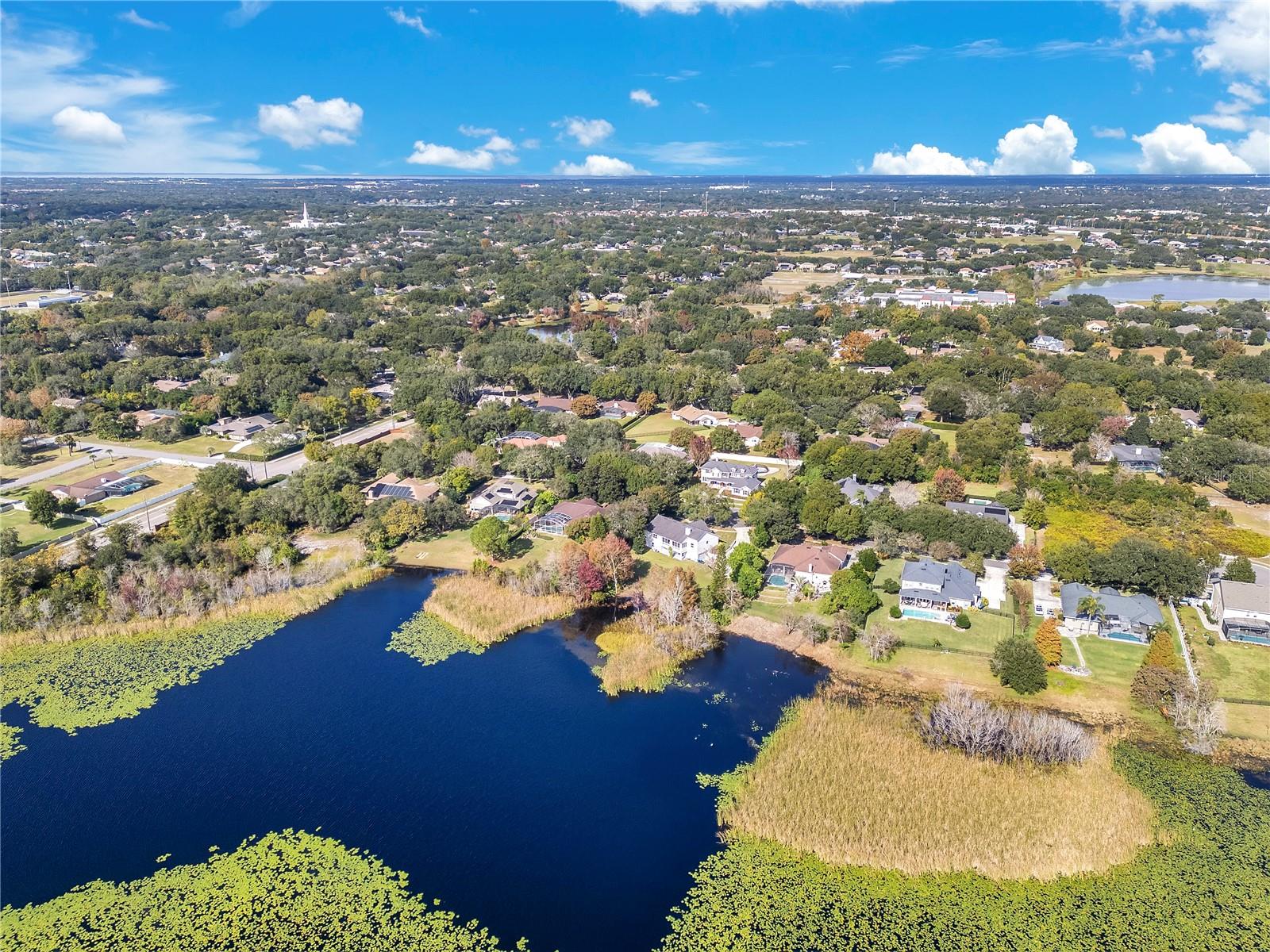 LAKESIDE PLACE - Residential