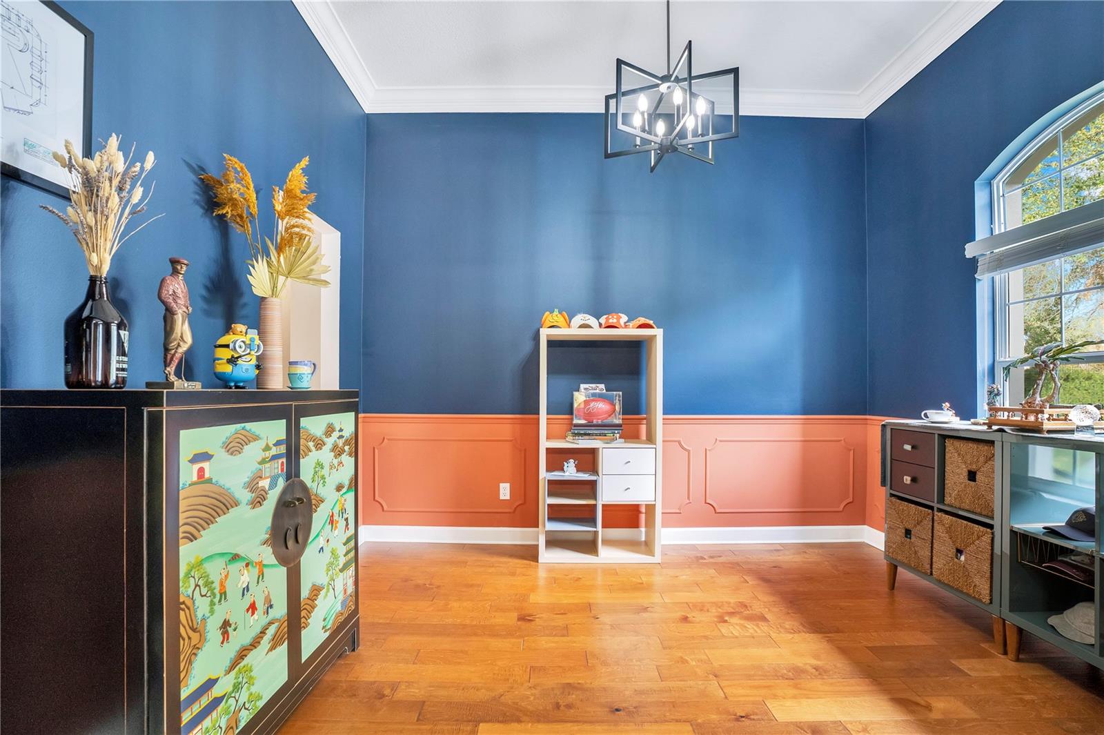 LAKESIDE PLACE - Residential