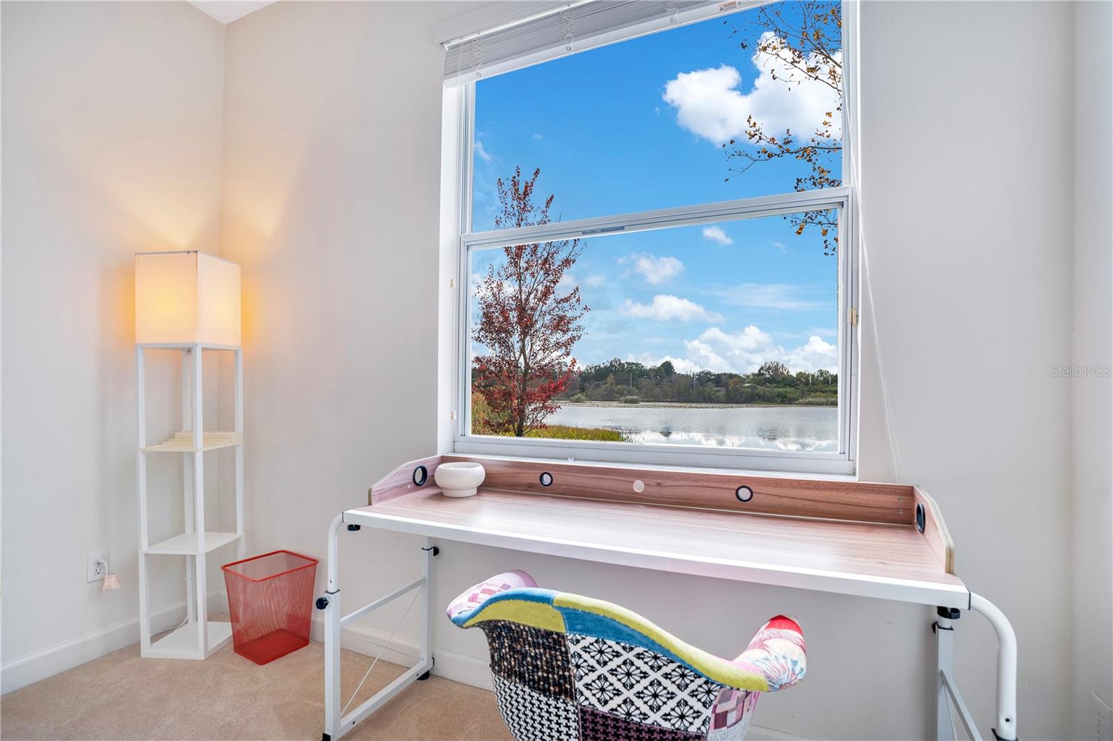 LAKESIDE PLACE - Residential