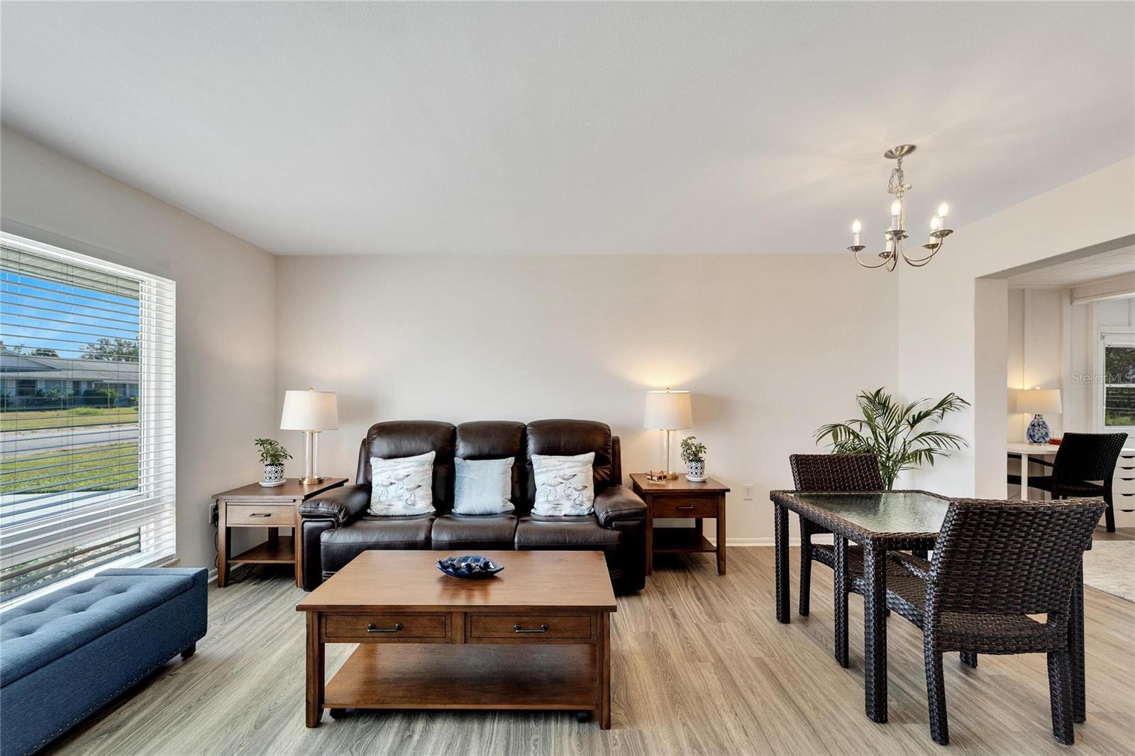 DEL WEBBS SUN CITY FLORIDA UN - Residential Lease