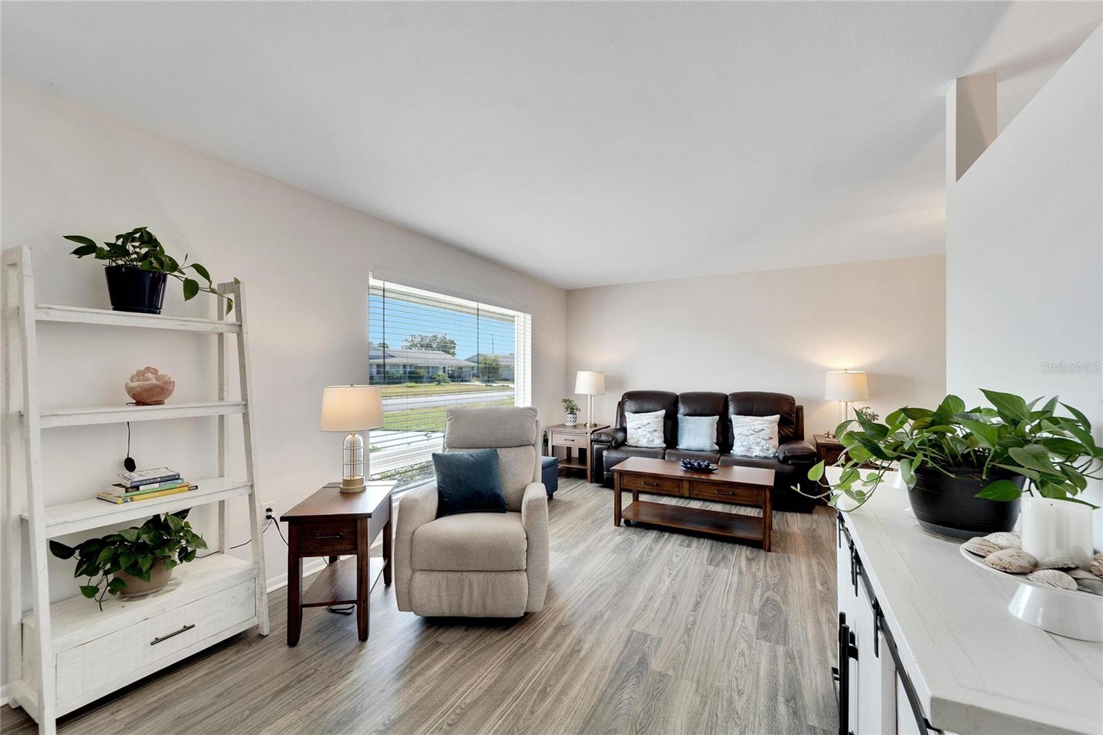 DEL WEBBS SUN CITY FLORIDA UN - Residential Lease