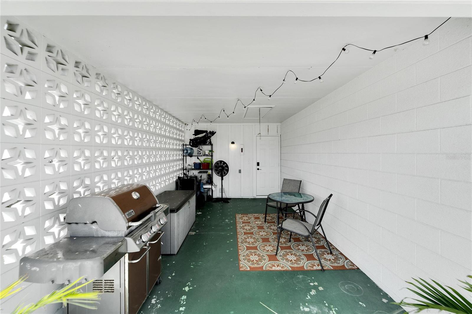 DEL WEBBS SUN CITY FLORIDA UN - Residential Lease