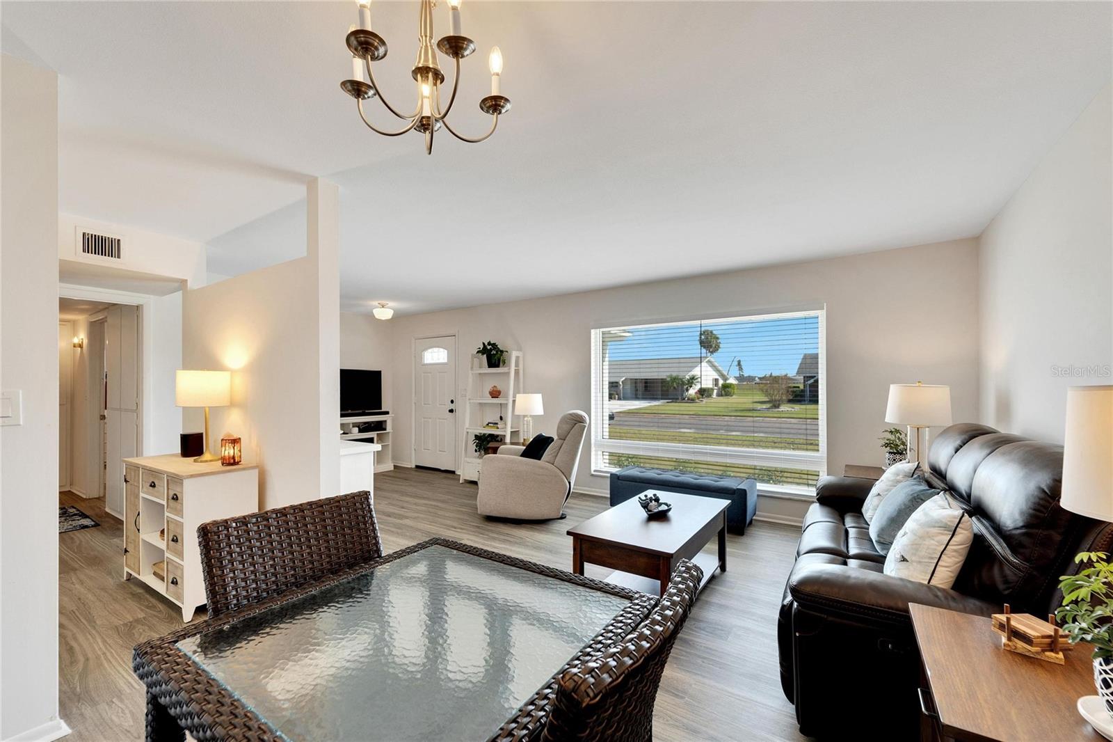 DEL WEBBS SUN CITY FLORIDA UN - Residential Lease