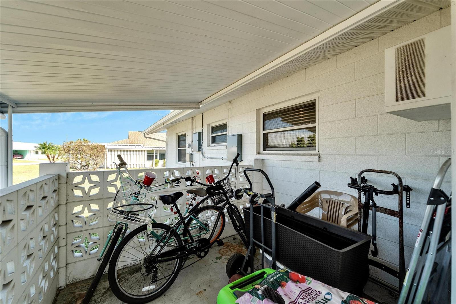 DEL WEBBS SUN CITY FLORIDA UN - Residential Lease