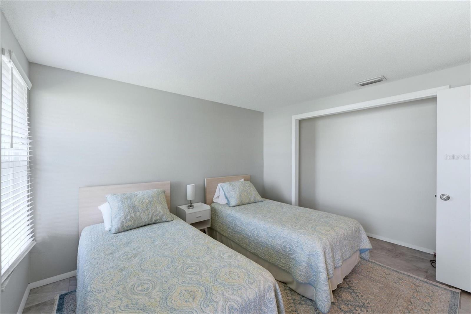 ROTONDA WEST OAKLAND HILLS - Residential