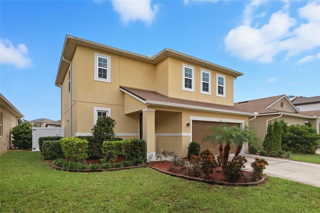 Photo of 938 Fallon Hills Drive, Haines City, FL 33844 (MLS # O6350394)