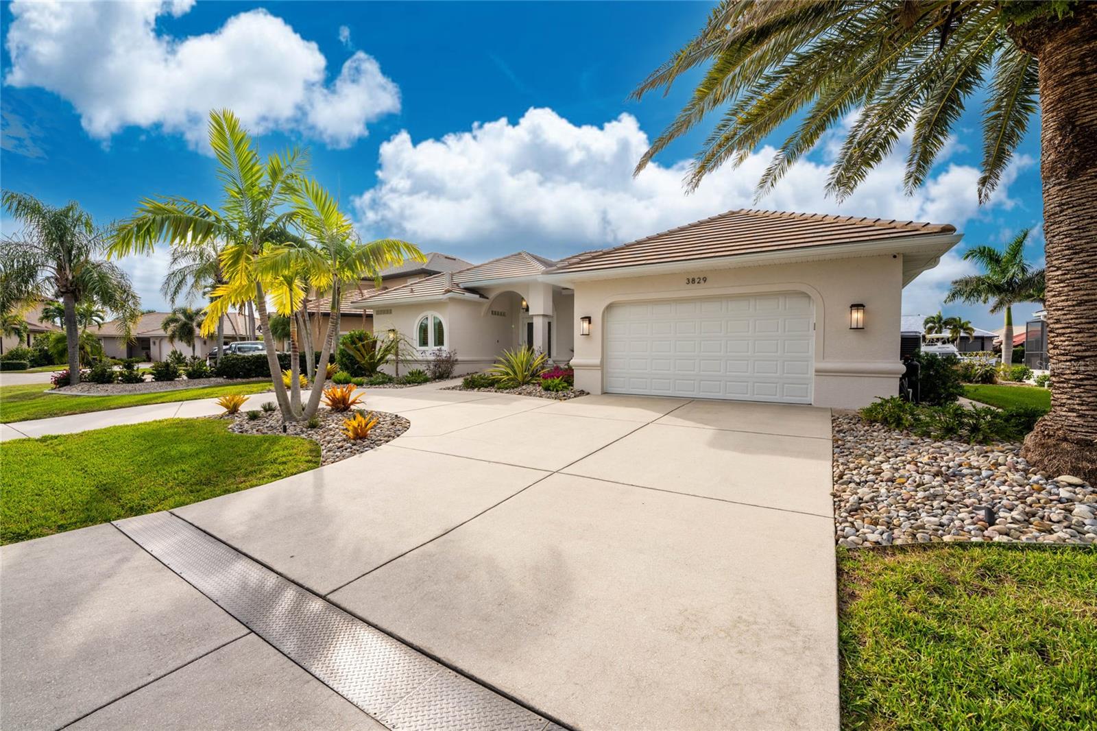 PUNTA GORDA ISLES SEC 12 - Residential