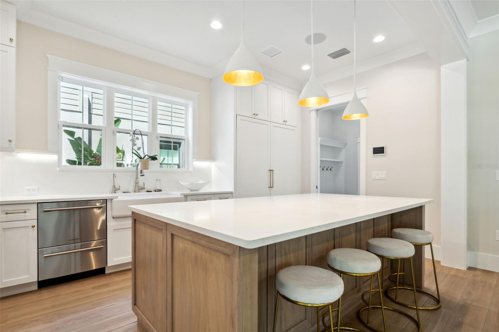 LYNWOOD - Residential