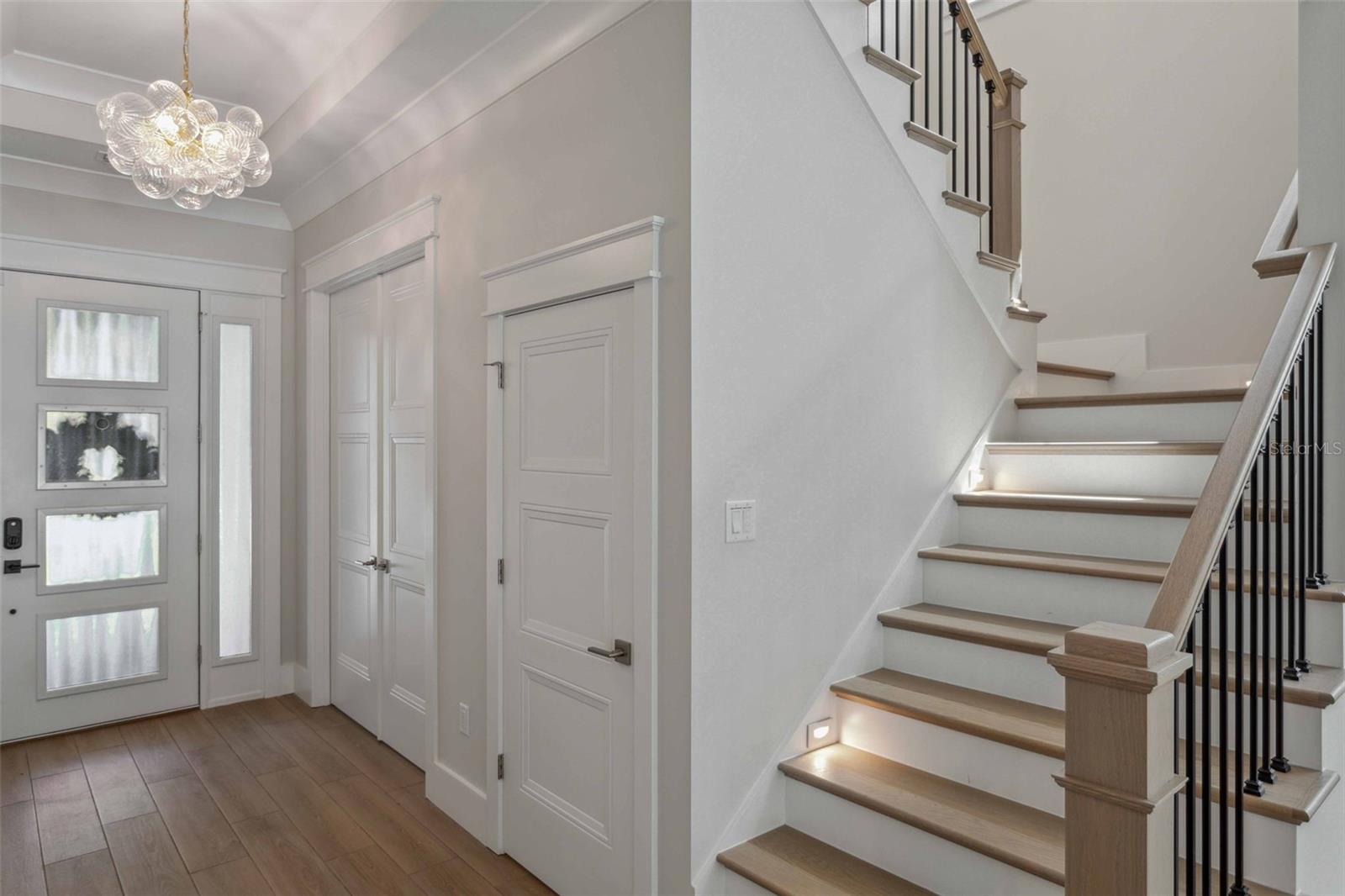 LYNWOOD - Residential