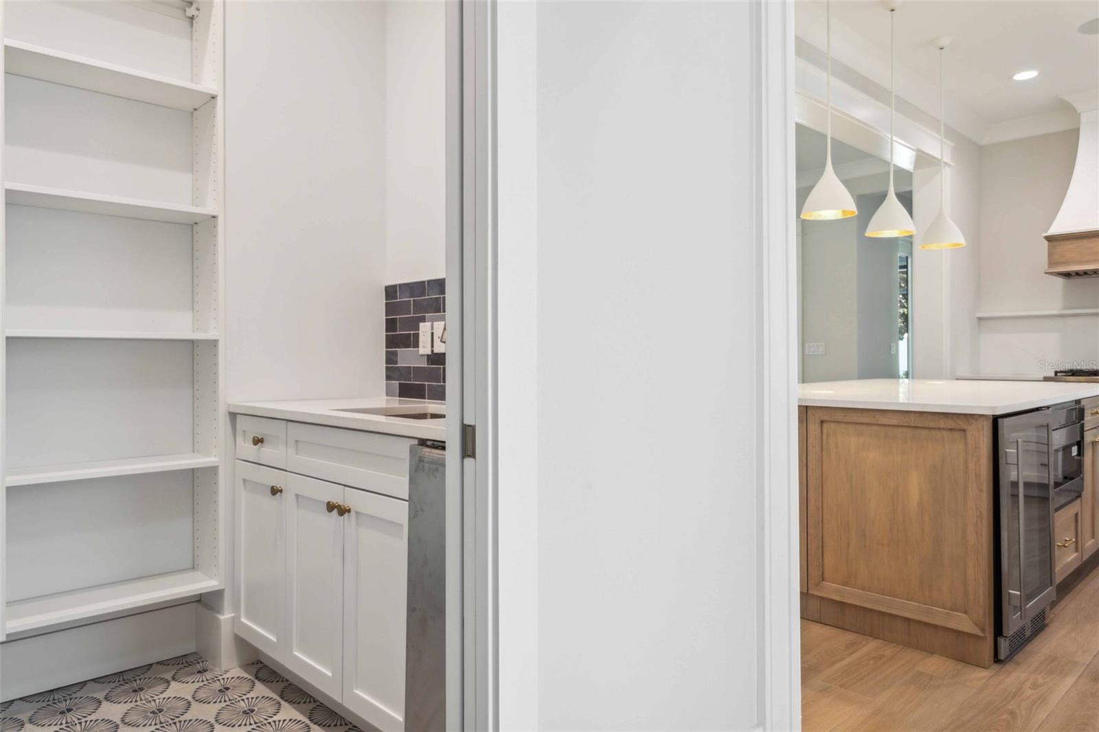 LYNWOOD - Residential