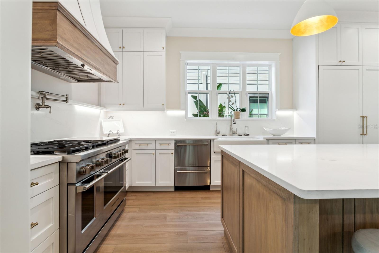 LYNWOOD - Residential