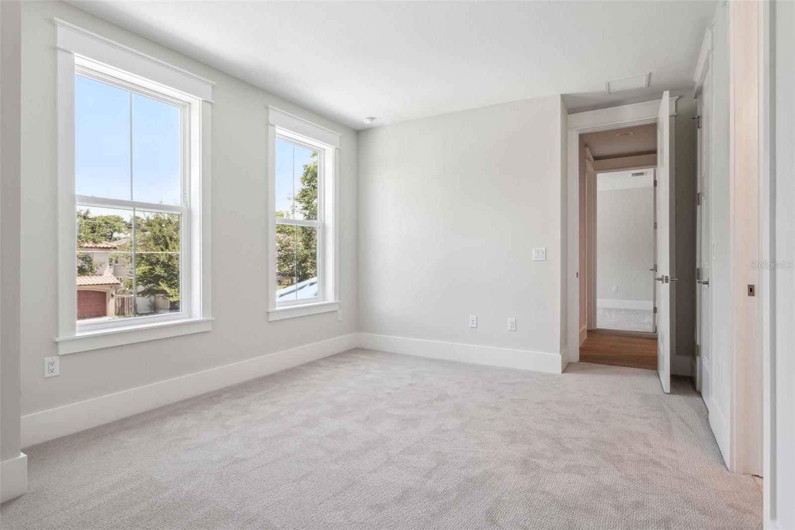 LYNWOOD - Residential