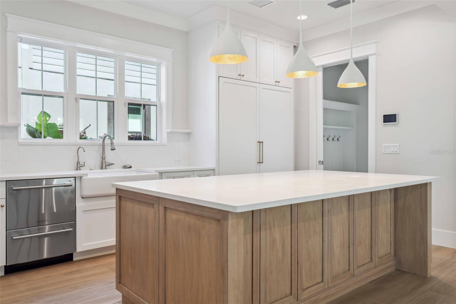 LYNWOOD - Residential