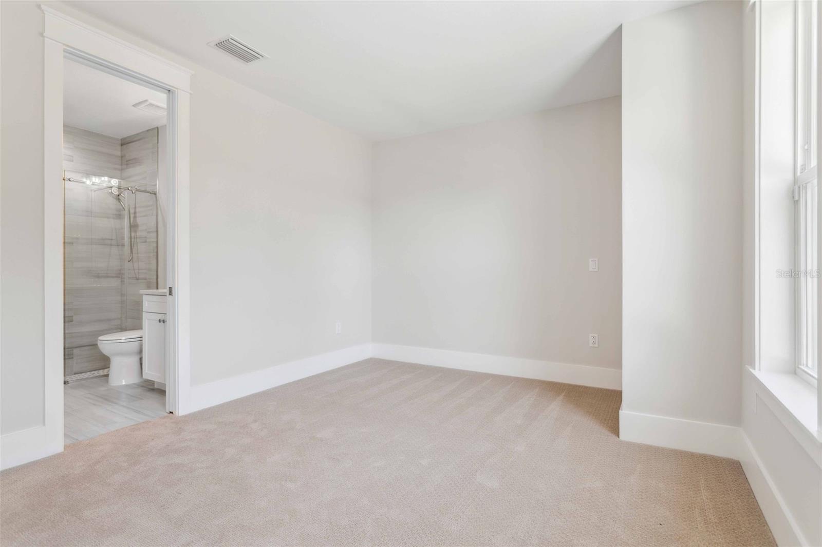 LYNWOOD - Residential