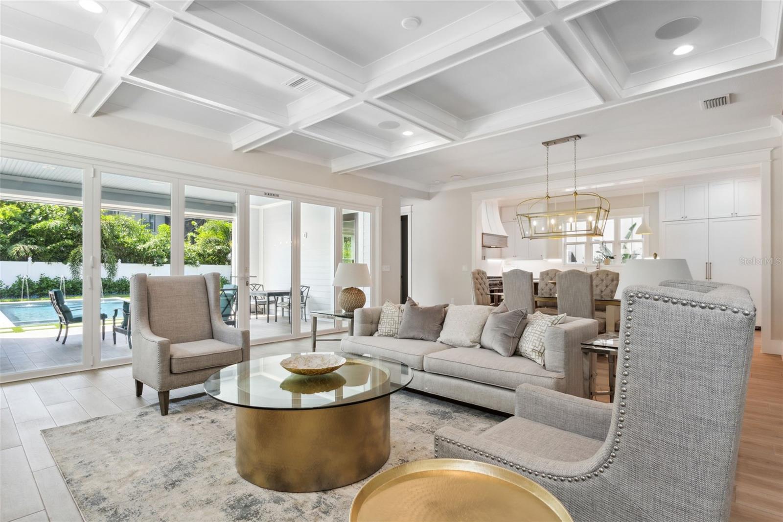 LYNWOOD - Residential