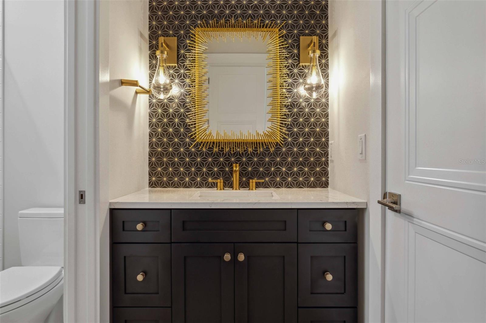 LYNWOOD - Residential