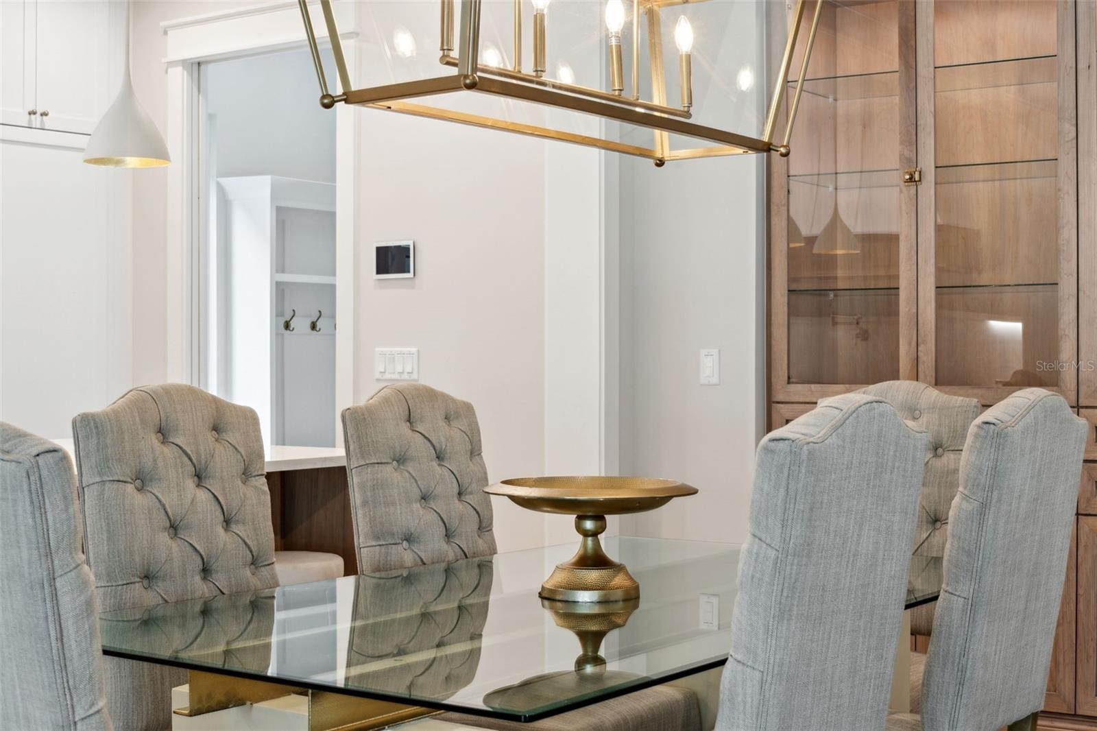 LYNWOOD - Residential