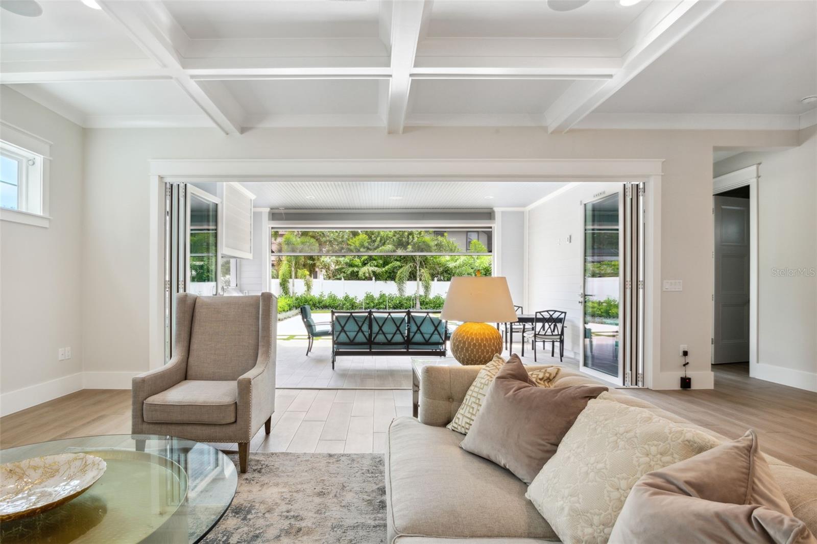 LYNWOOD - Residential