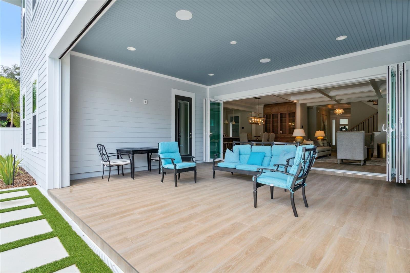 LYNWOOD - Residential