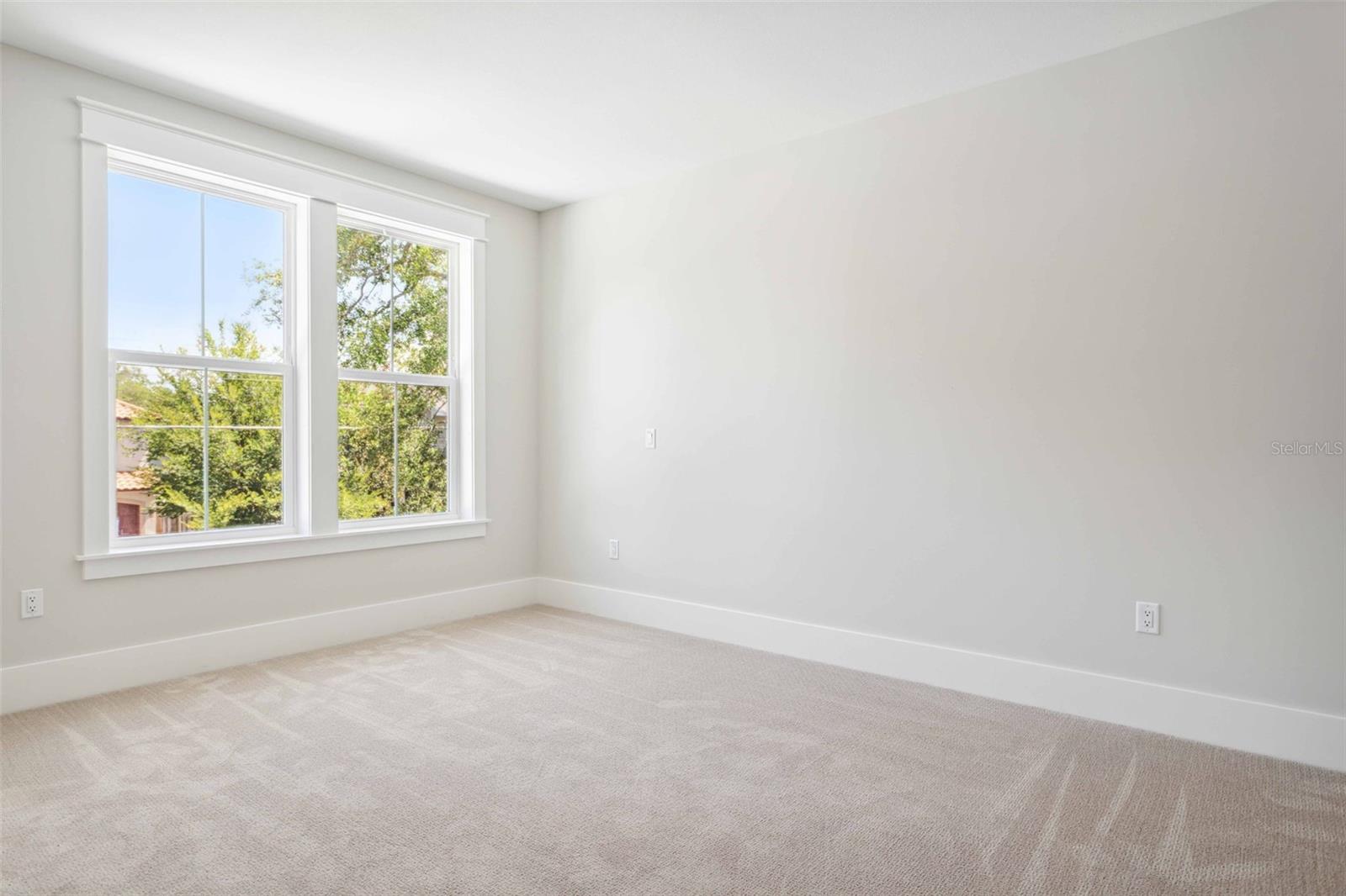 LYNWOOD - Residential