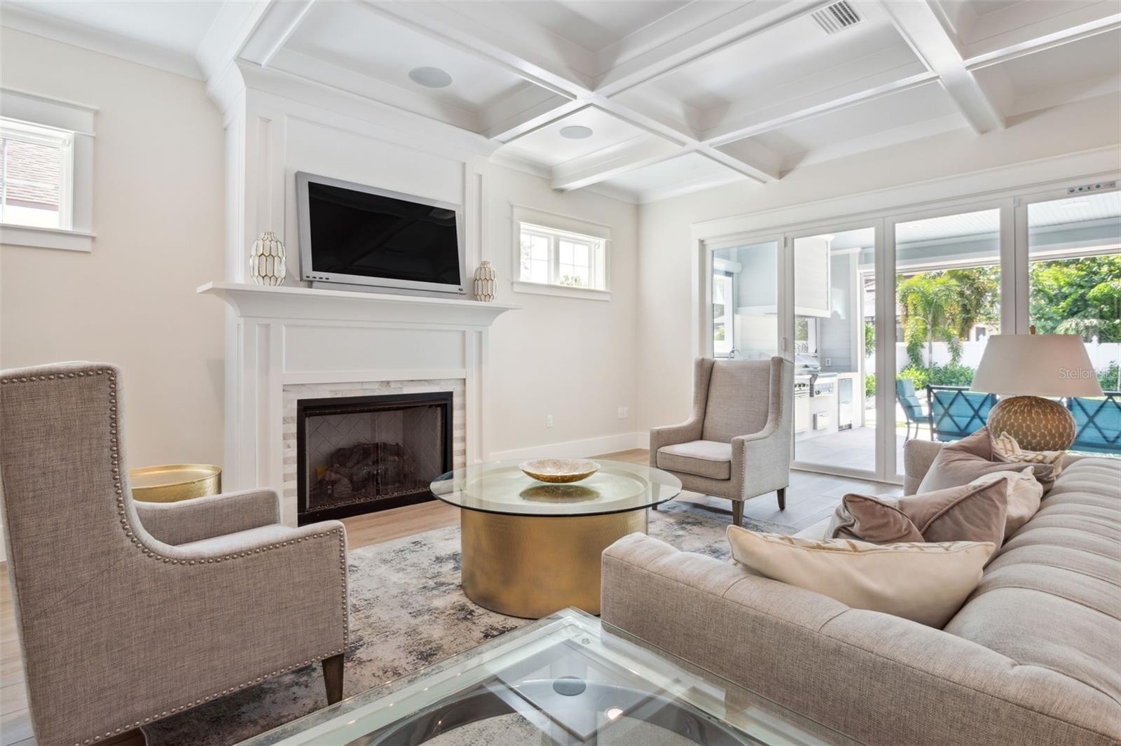 LYNWOOD - Residential