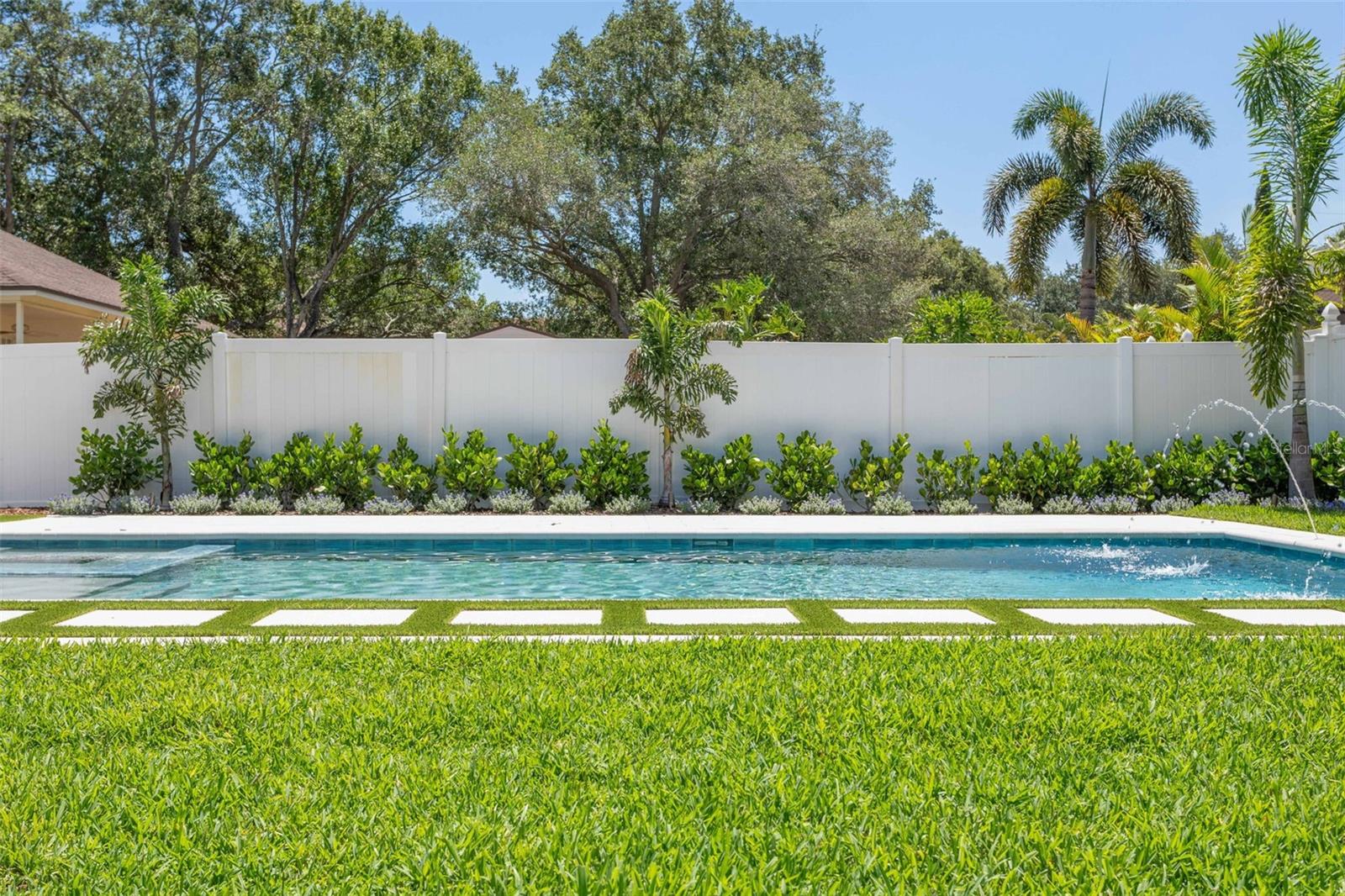 LYNWOOD - Residential