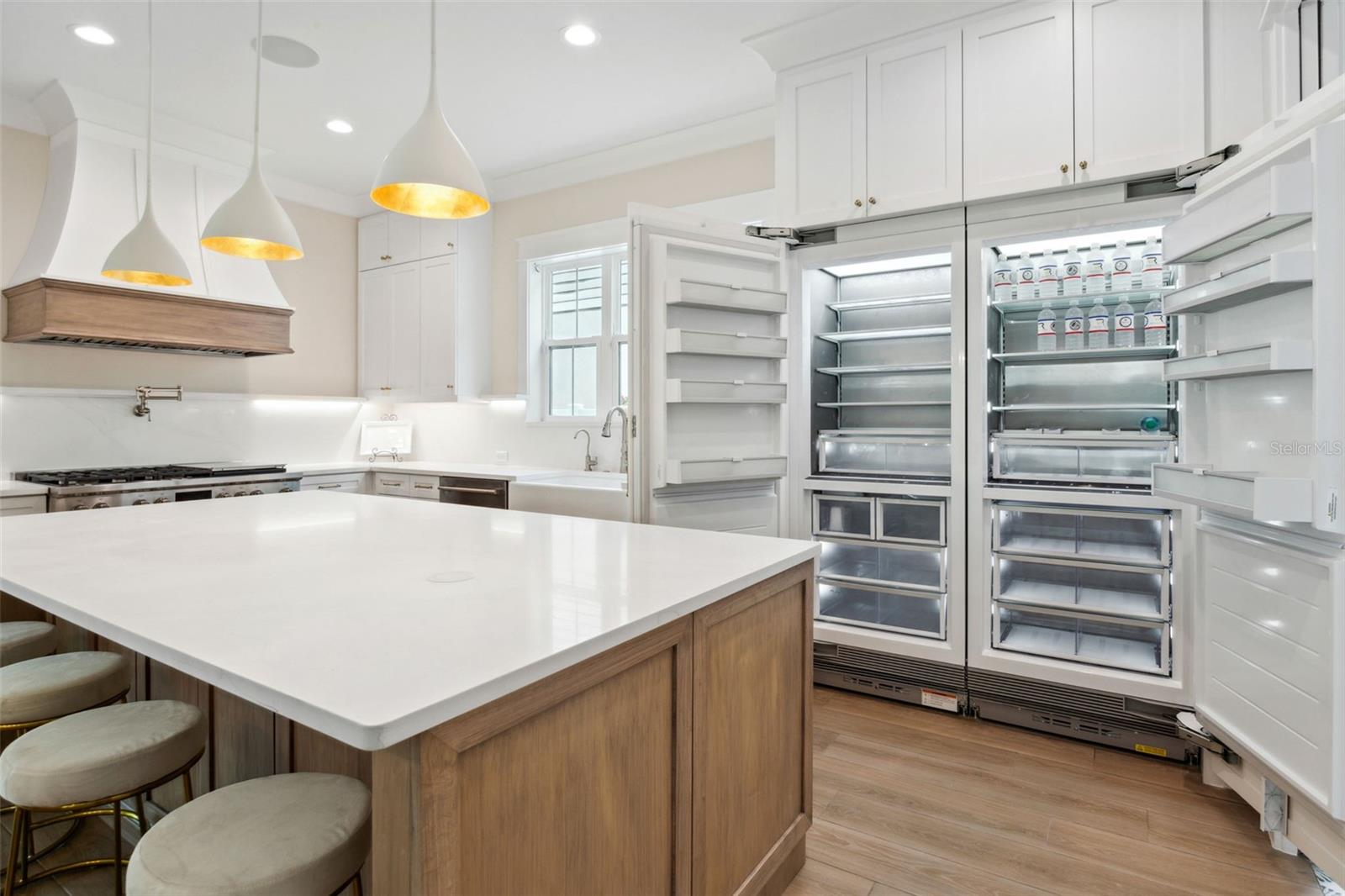 LYNWOOD - Residential