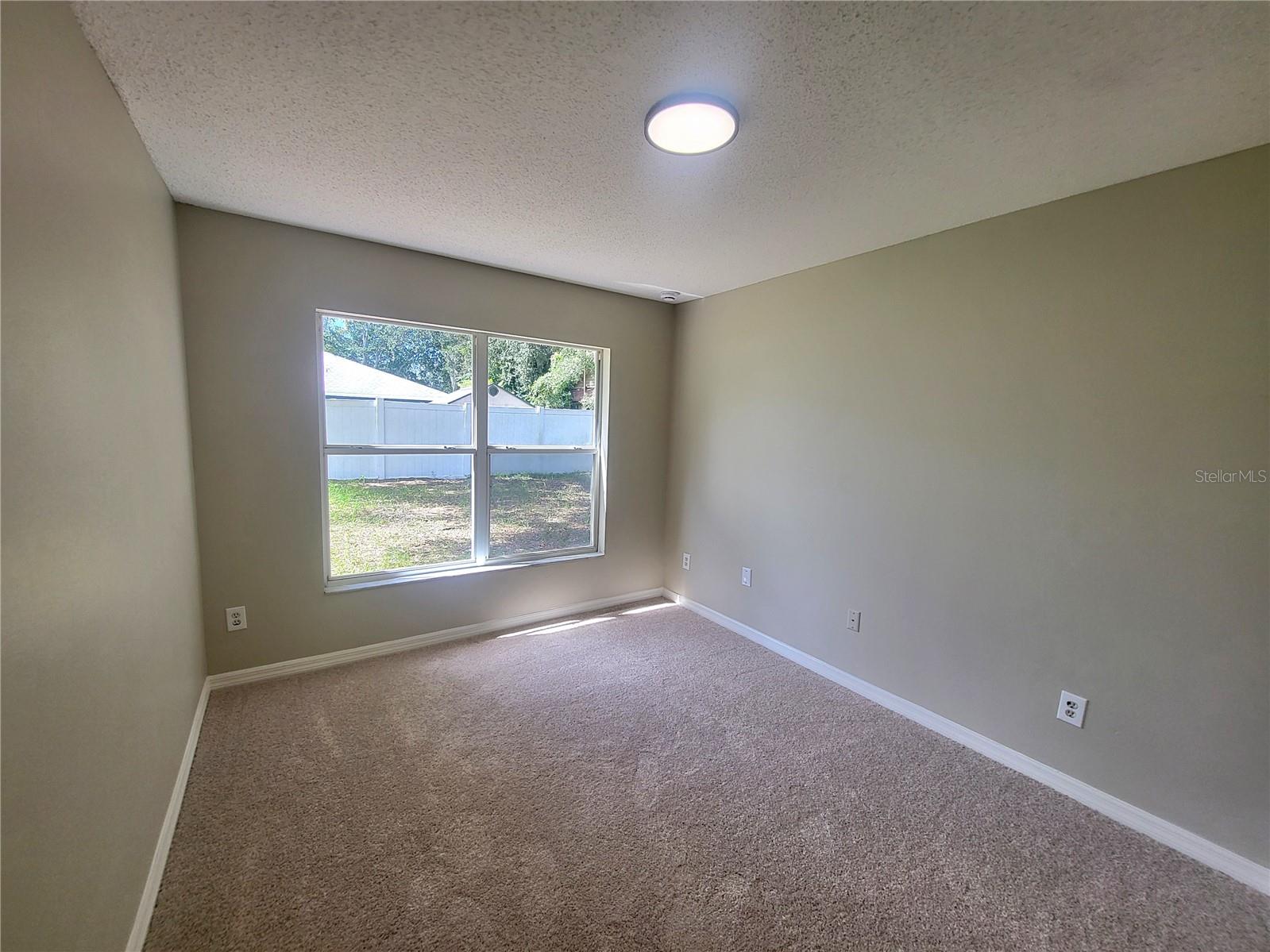 OAKTREE VILLAGE - Residential