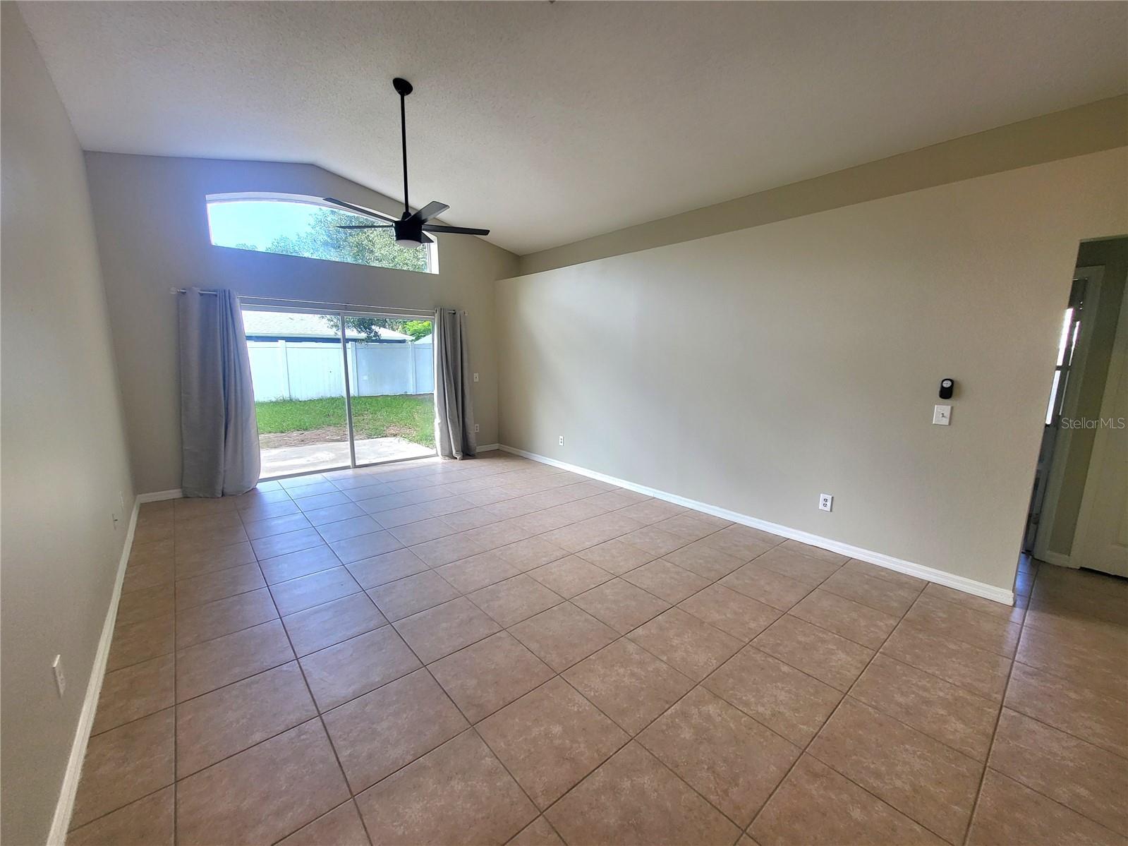 OAKTREE VILLAGE - Residential
