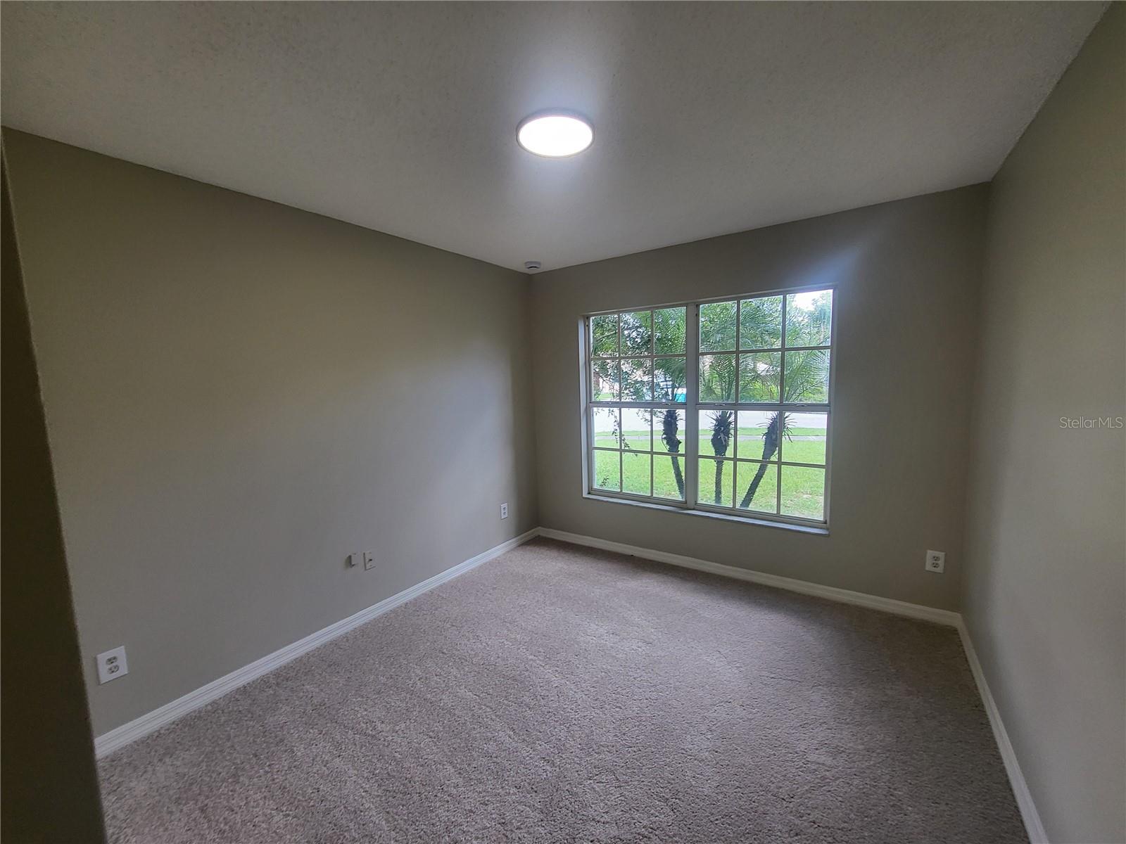 OAKTREE VILLAGE - Residential