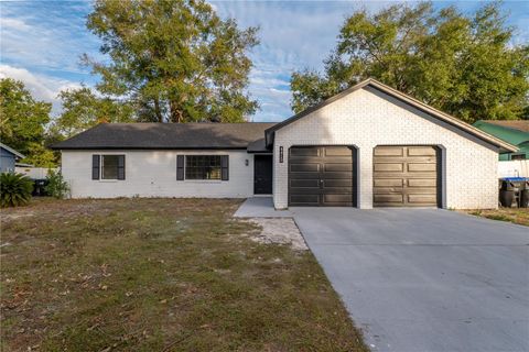 Photo of 4419 Centennial Drive, Orlando, FL 32808 (MLS # S5140588)