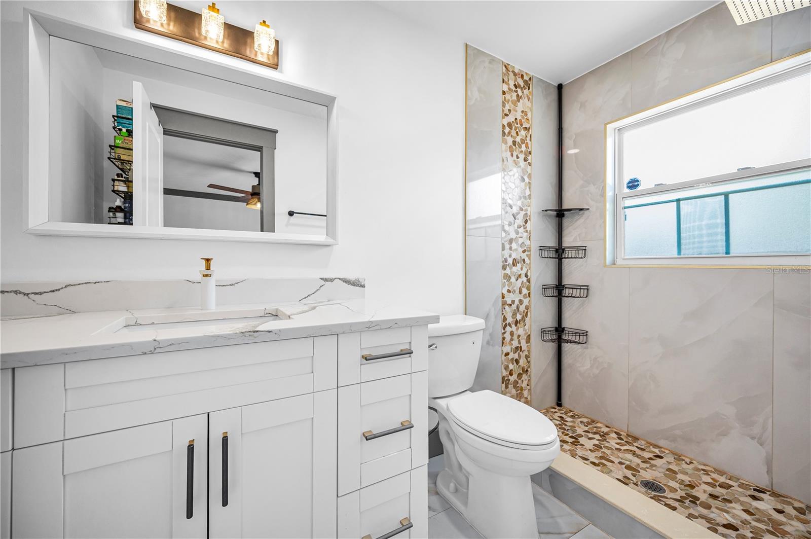 SHADOW LAWN - Residential