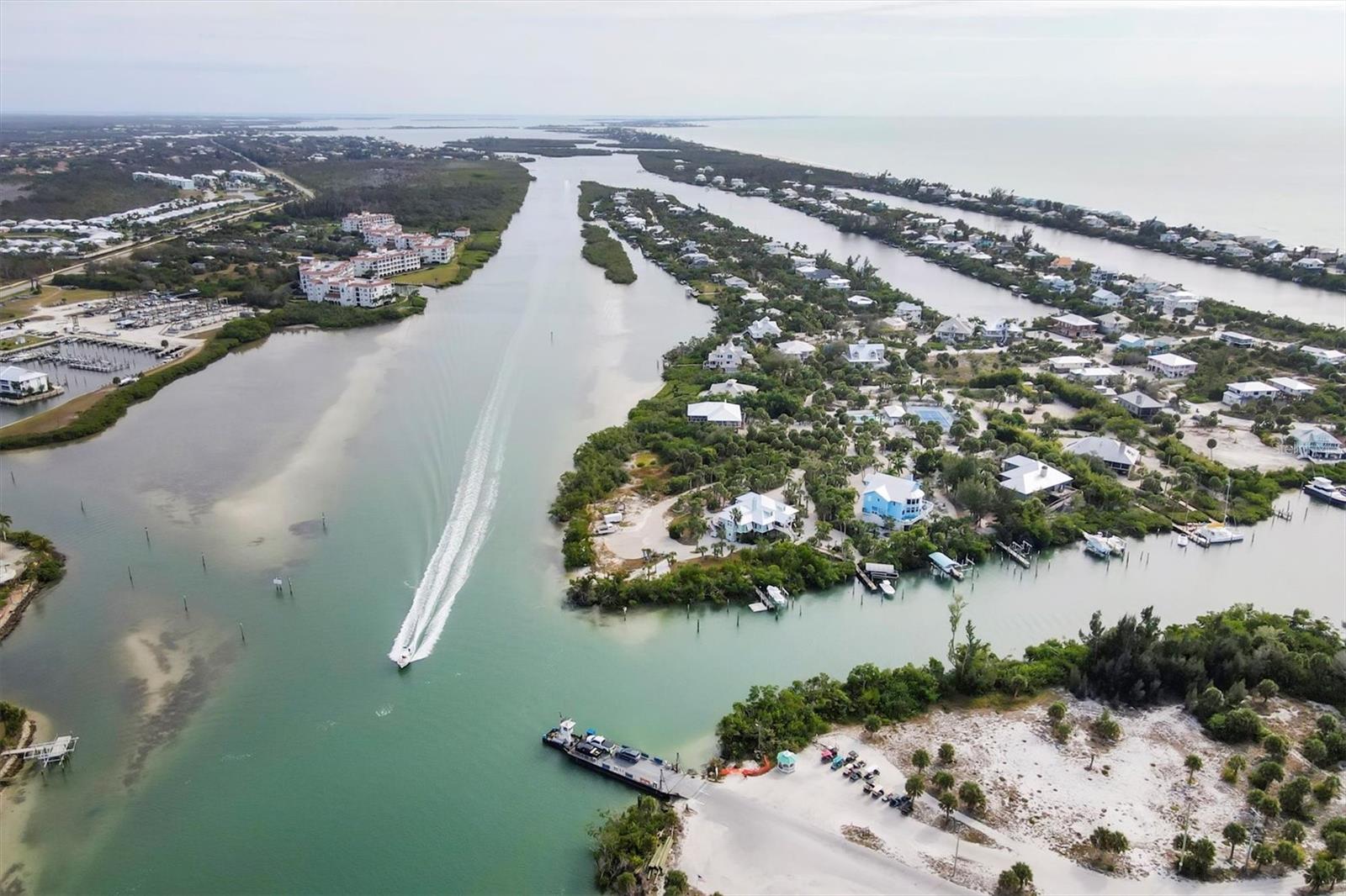 POINTE BOCILLA LAND CONDO - Land