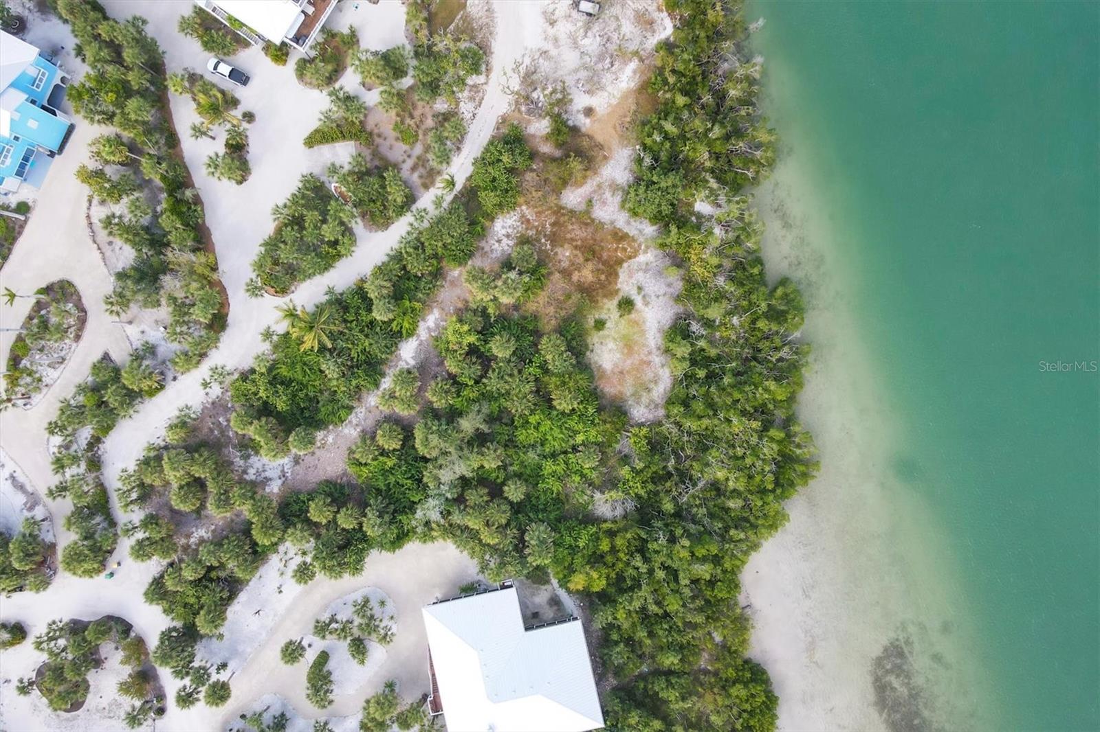 POINTE BOCILLA LAND CONDO - Land