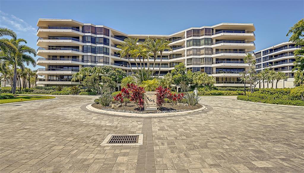 SANCTUARY II - Residential