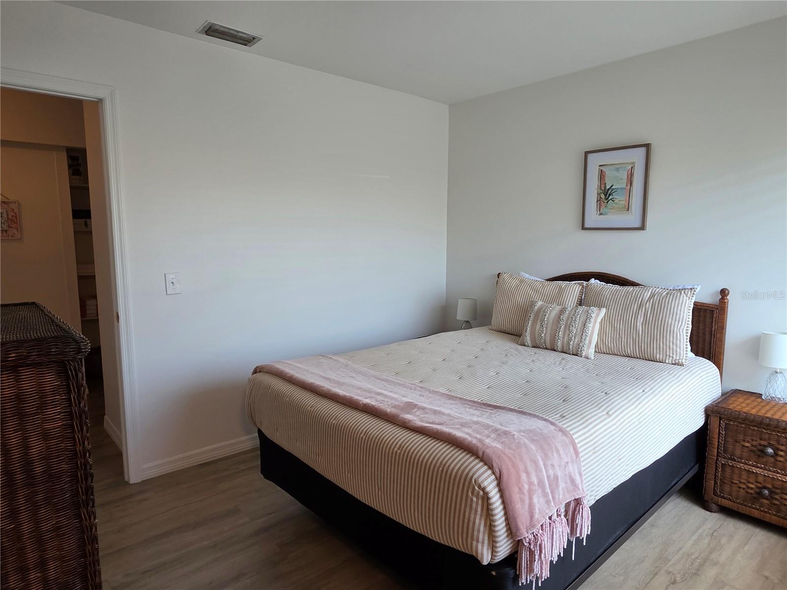 WOODSIDE VILLAGE CONDO - Residential