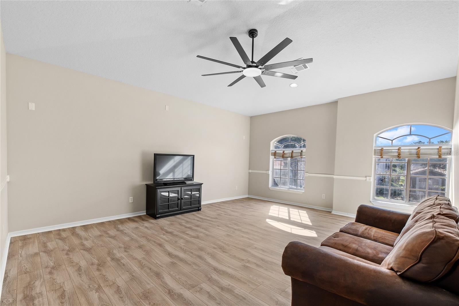 STONEYBROOK WEST 44/134 - Residential