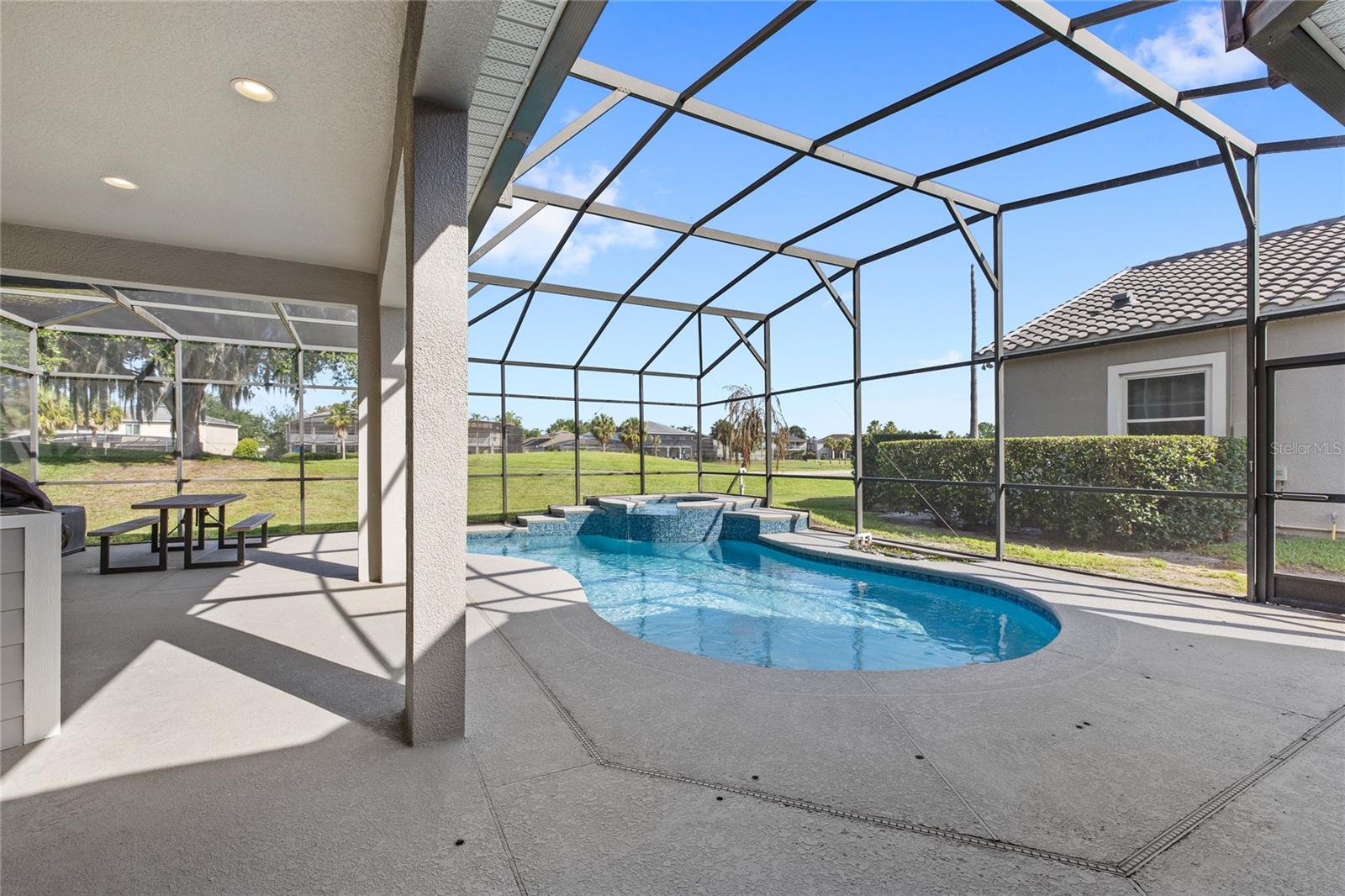 STONEYBROOK WEST 44/134 - Residential