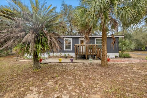 A home in DUNNELLON