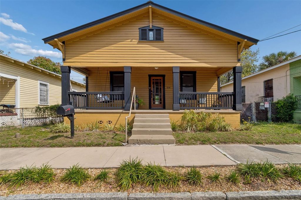 Photo of 1314 E 15th Avenue, Tampa, FL 33605 (MLS # TB8491063)