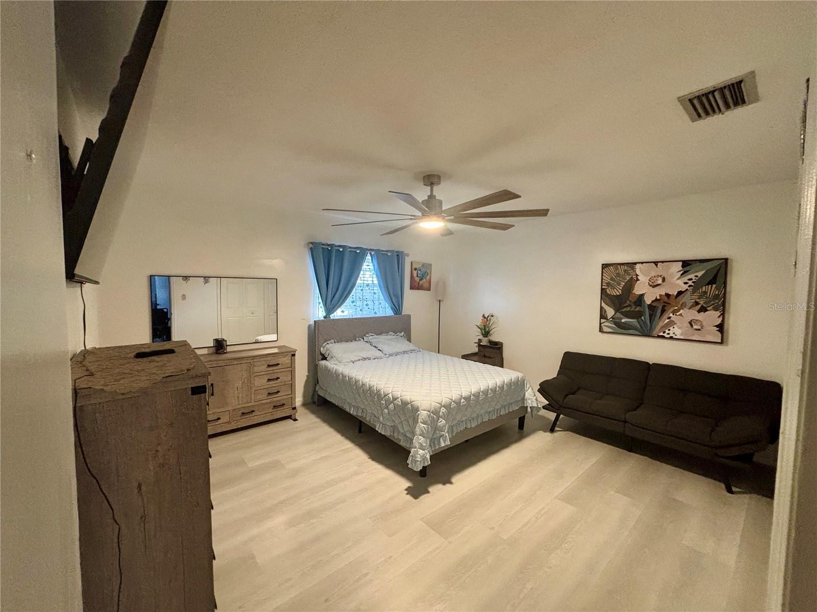 WEST LYNNHURST 2ND ADD - Residential