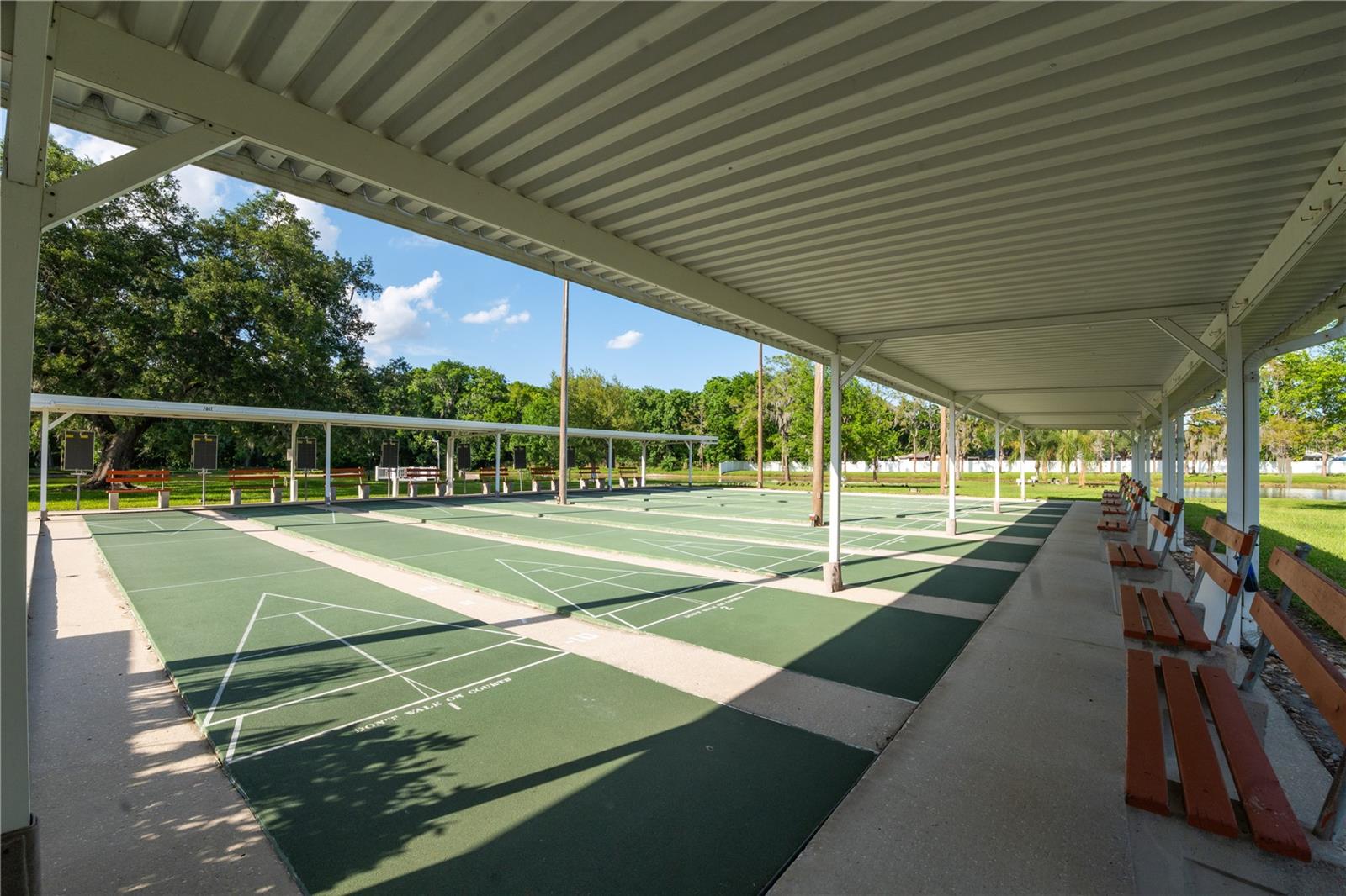 COLONNADES PH 02 - Residential