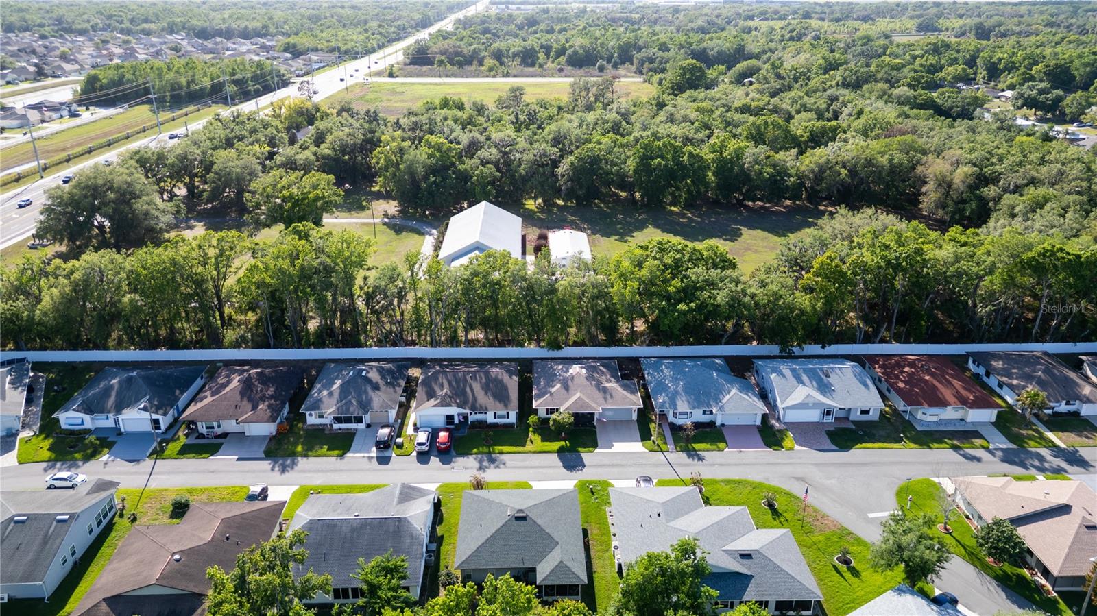 COLONNADES PH 02 - Residential