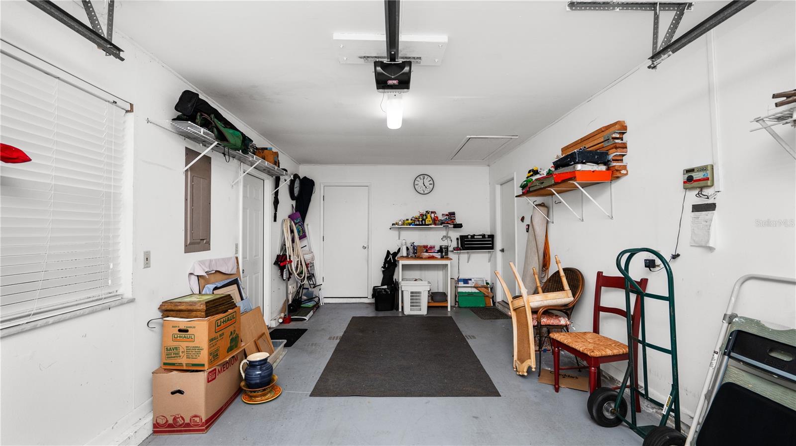 COLONNADES PH 02 - Residential