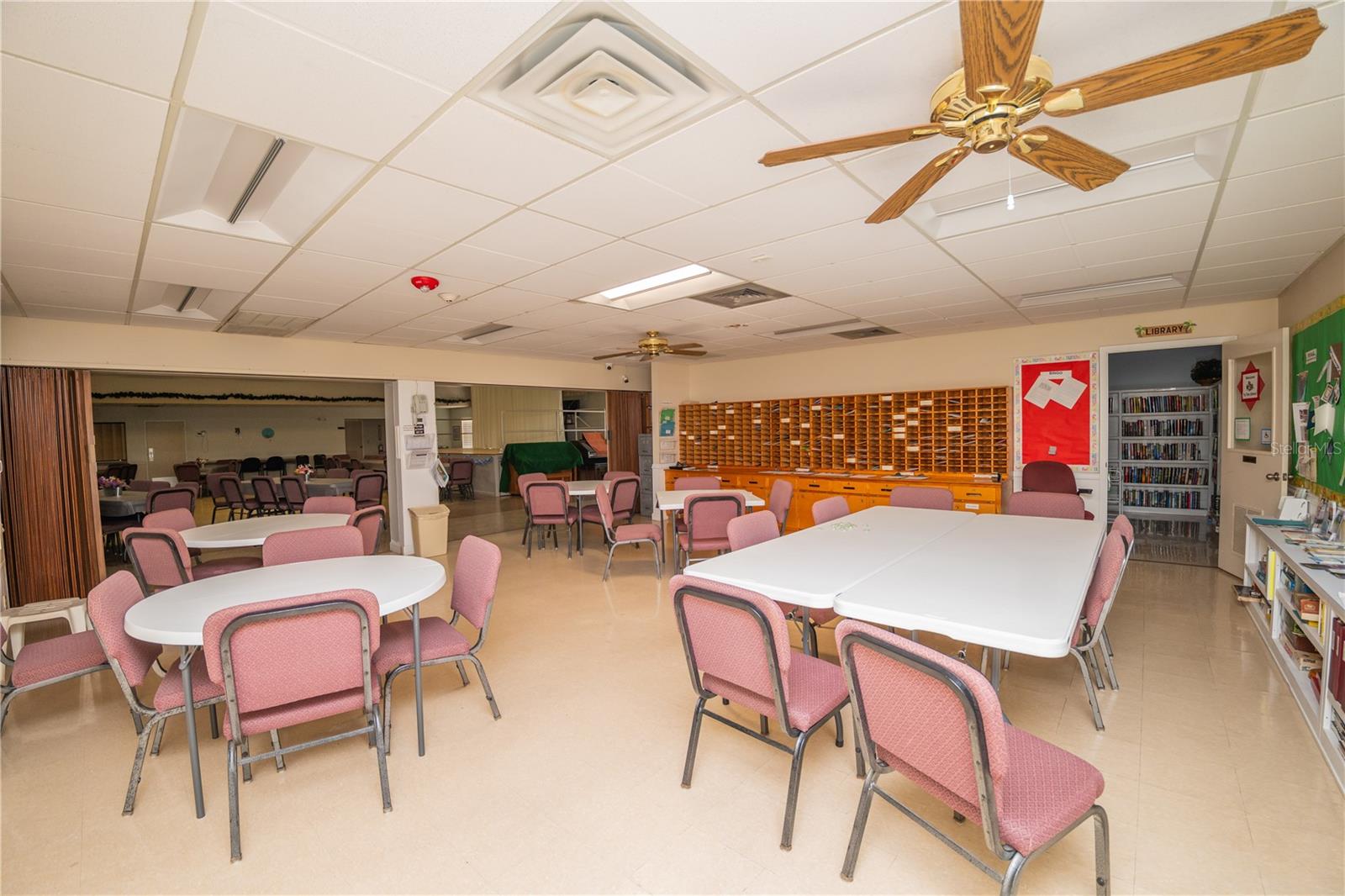 COLONNADES PH 02 - Residential