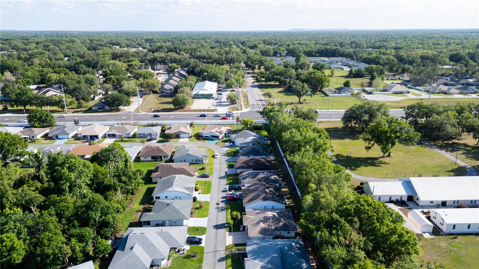 COLONNADES PH 02 - Residential