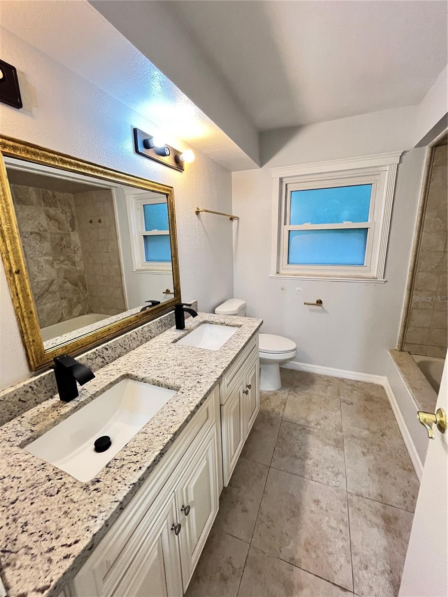 ROBINWOODS - Residential