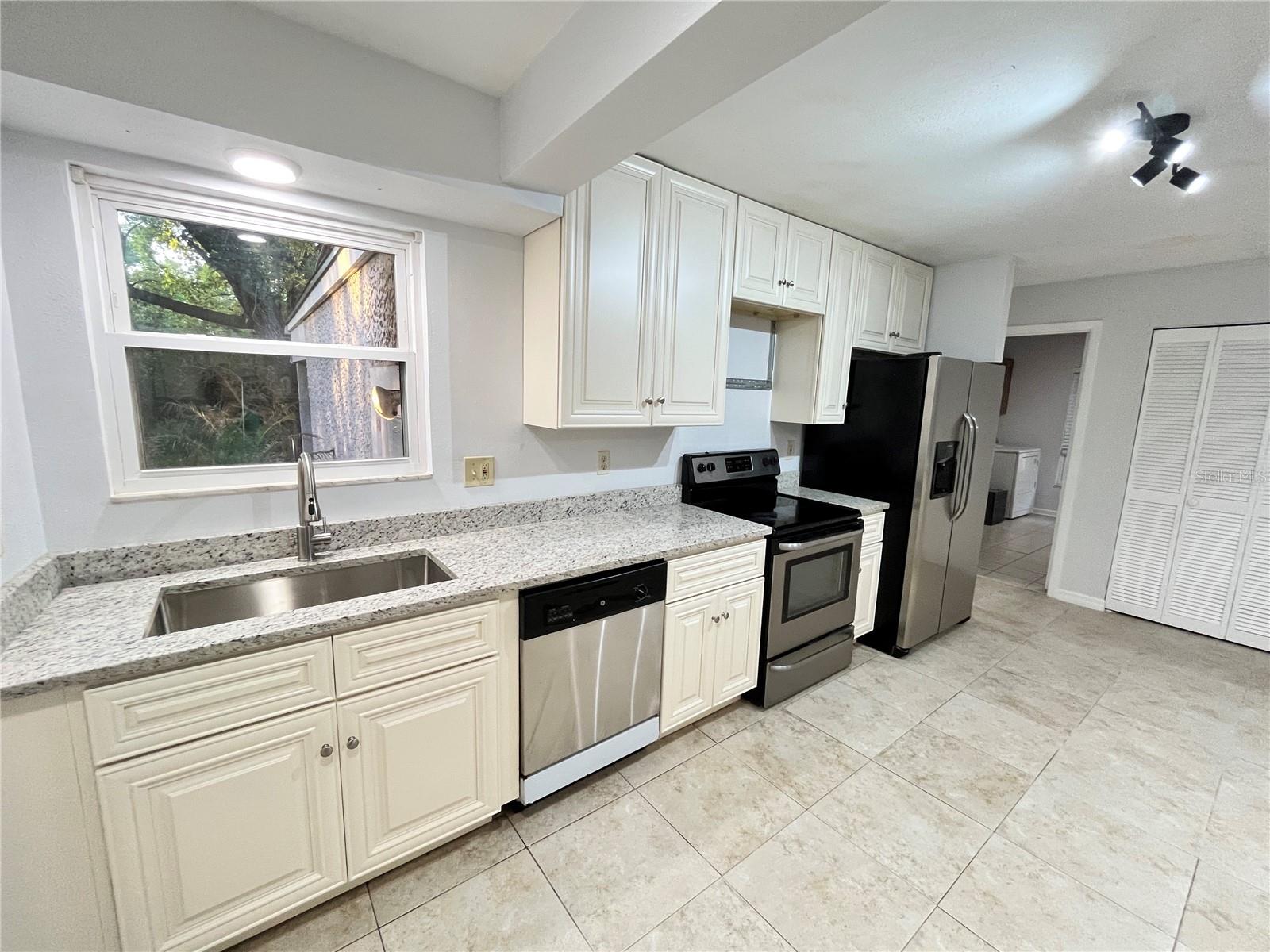 ROBINWOODS - Residential