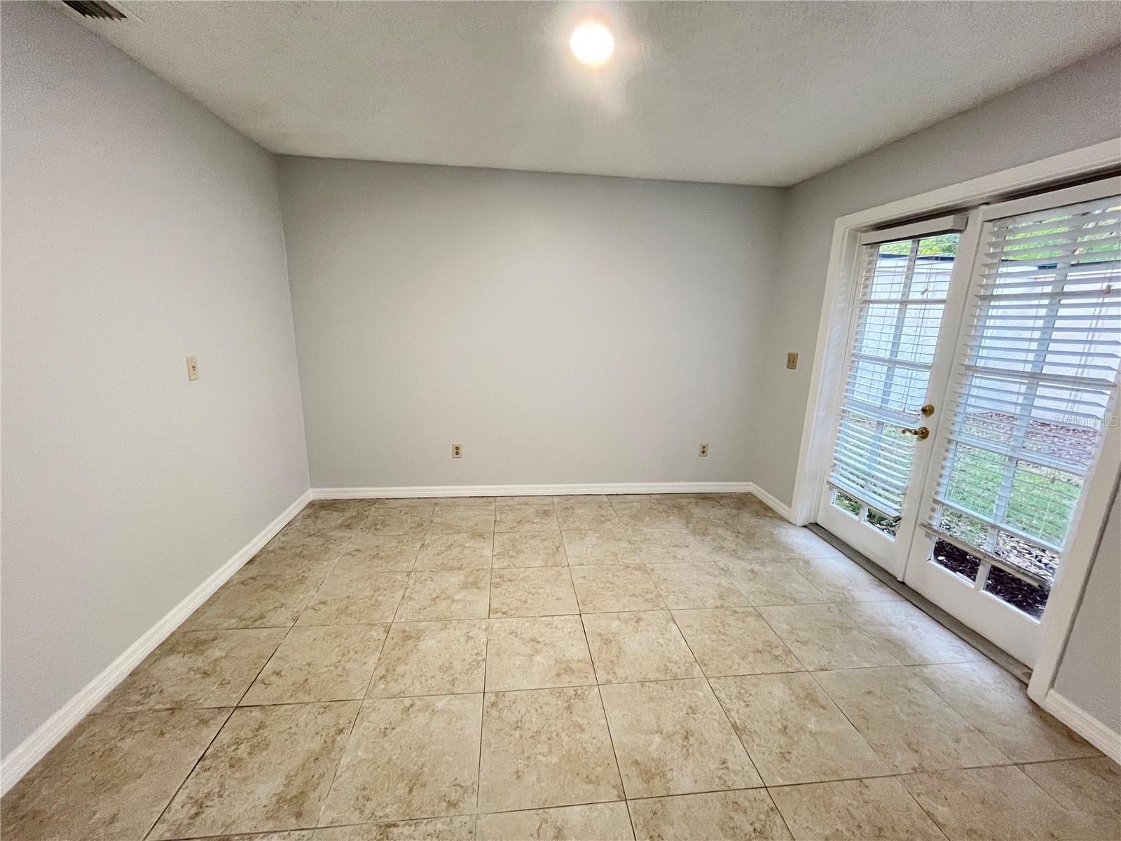 ROBINWOODS - Residential