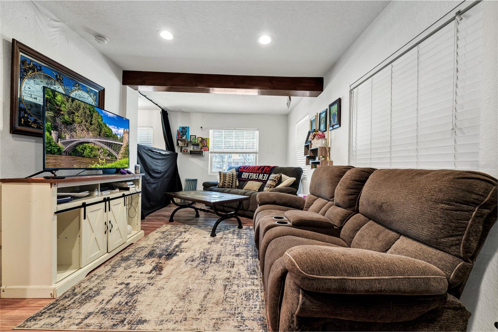 HOWEY LAKE SHORE HEIGHTS - Residential